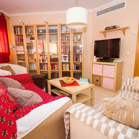 Alfonso Reyes - Harbour Apartment