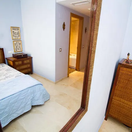 Alfonso Reyes - Harbour Apartment *